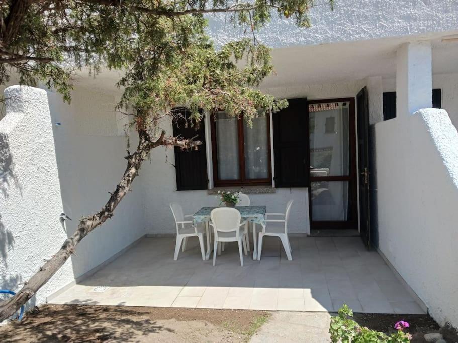Appartamento A Baia Santa Reparata Exterior foto